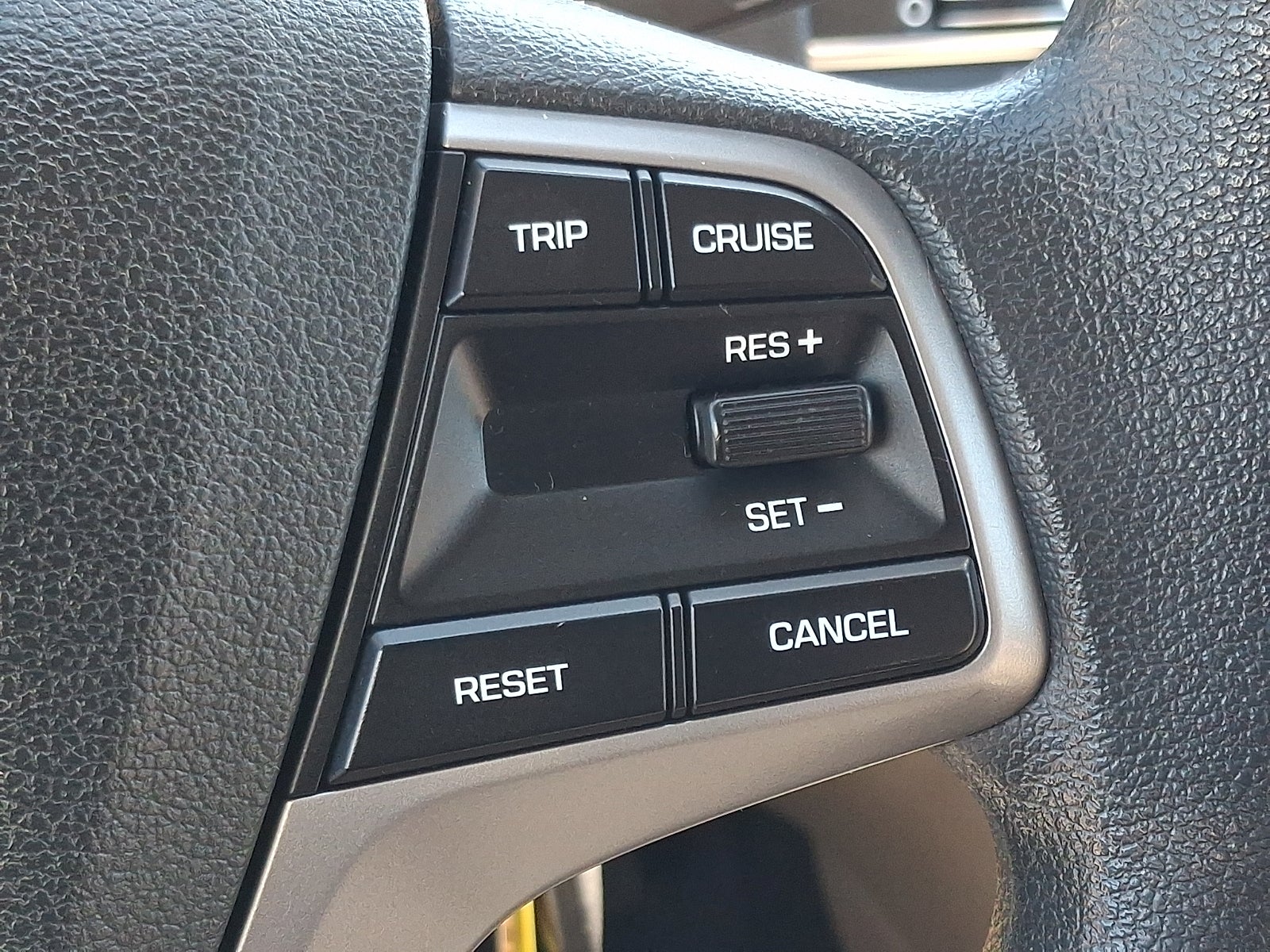 2018 Hyundai Elantra SE PERFECT COMMUTER OR FIRST CAR