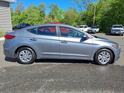 2018 Hyundai Elantra SE PERFECT COMMUTER OR FIRST CAR