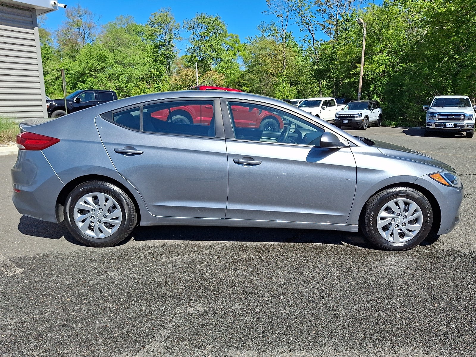 2018 Hyundai Elantra SE PERFECT COMMUTER OR FIRST CAR
