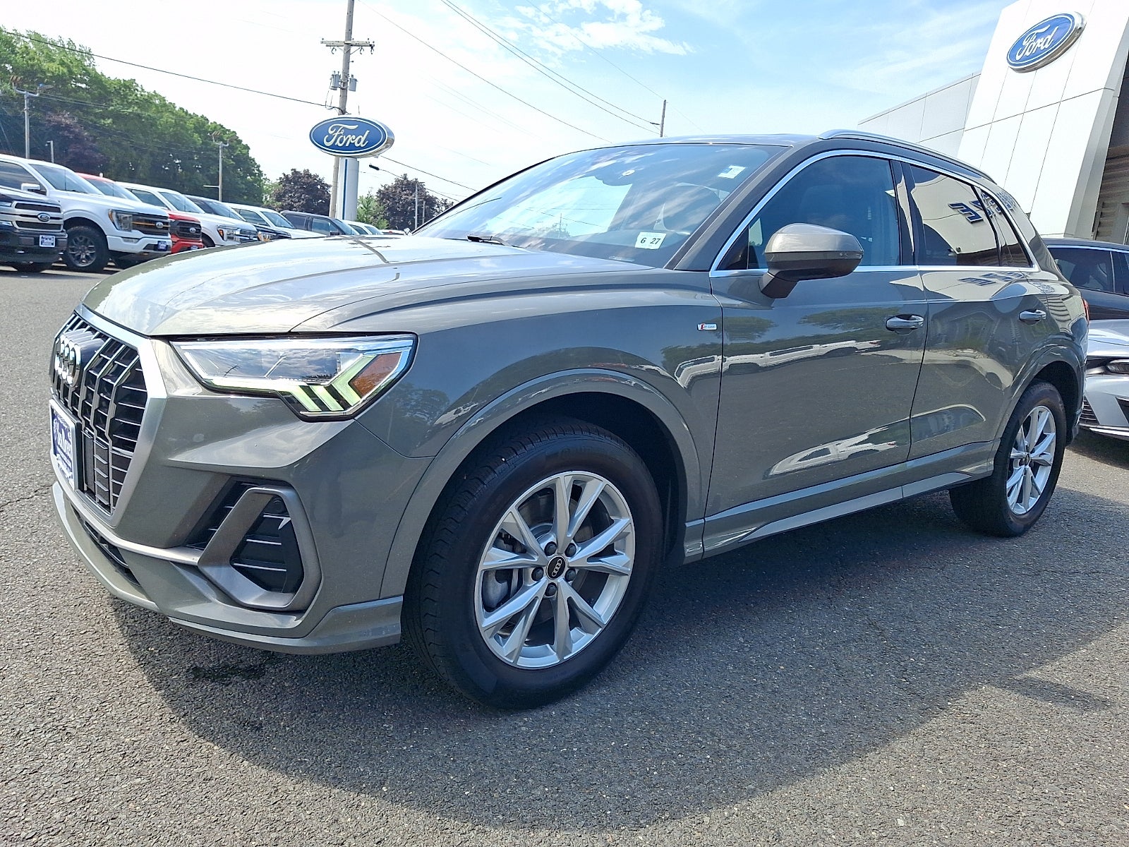 2022 Audi Q3 Premium Plus 45 TFSI S line quattro Tiptronic