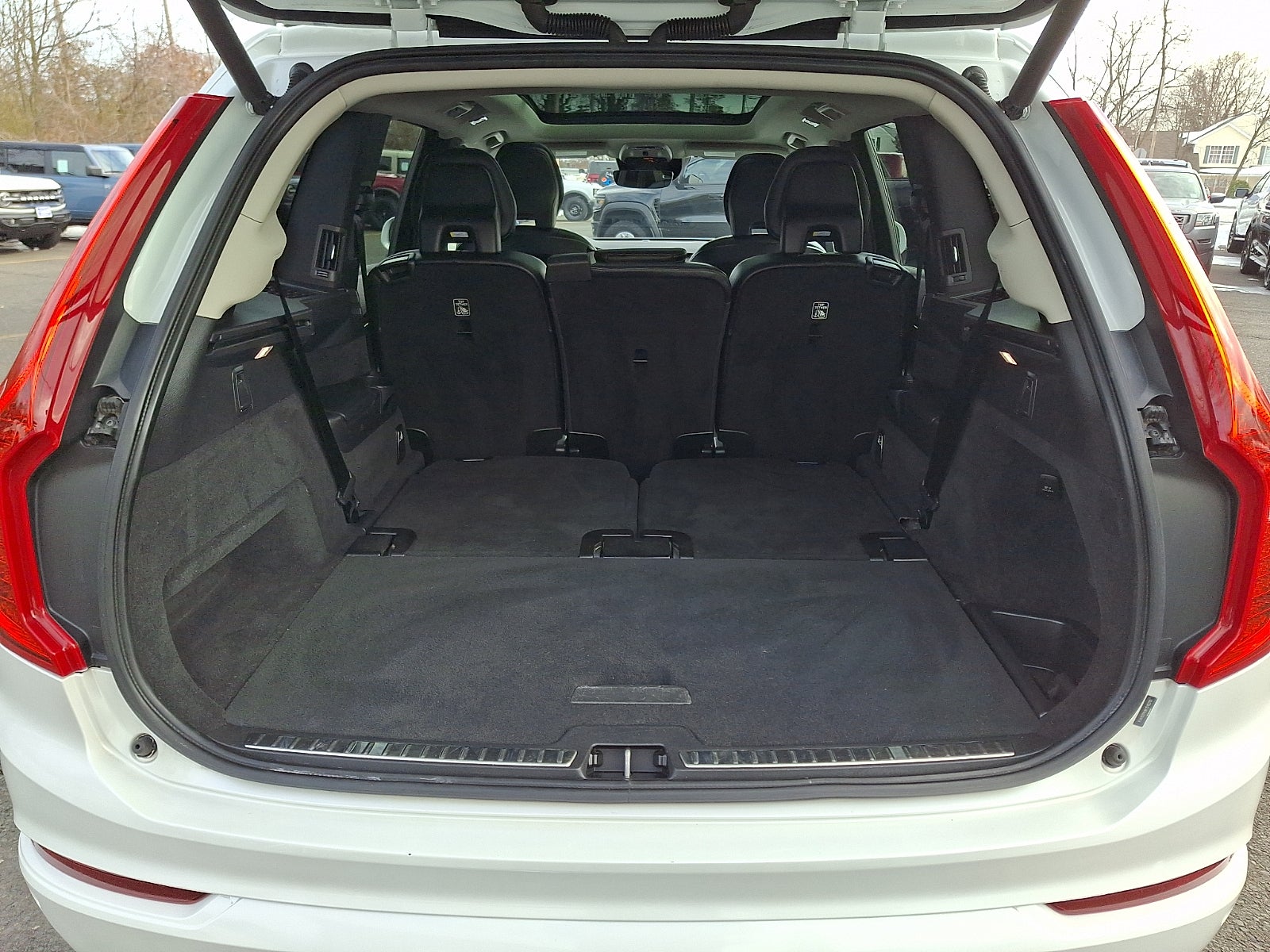 2019 Volvo XC90 T5 Momentum