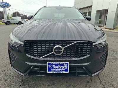 2023 Volvo XC60 B5 Ultimate Dark Theme