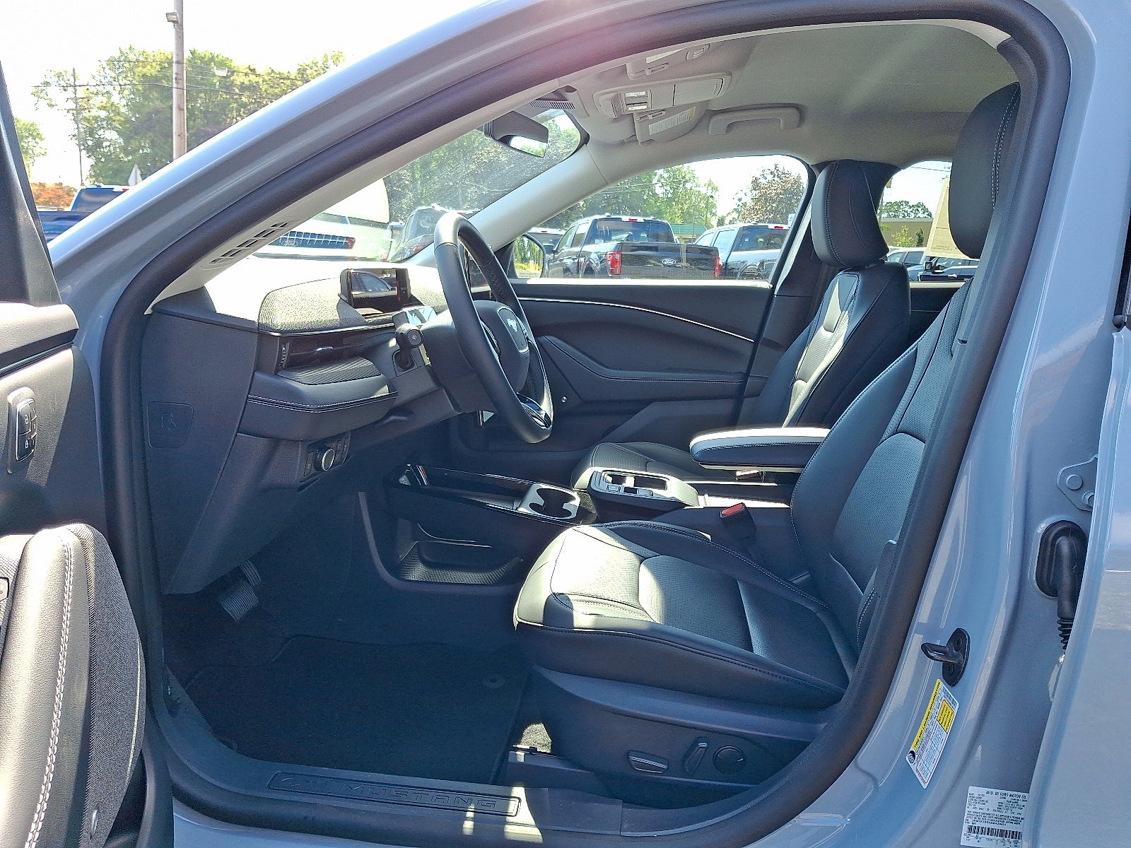 2025 Ford Mustang Mach-E Premium