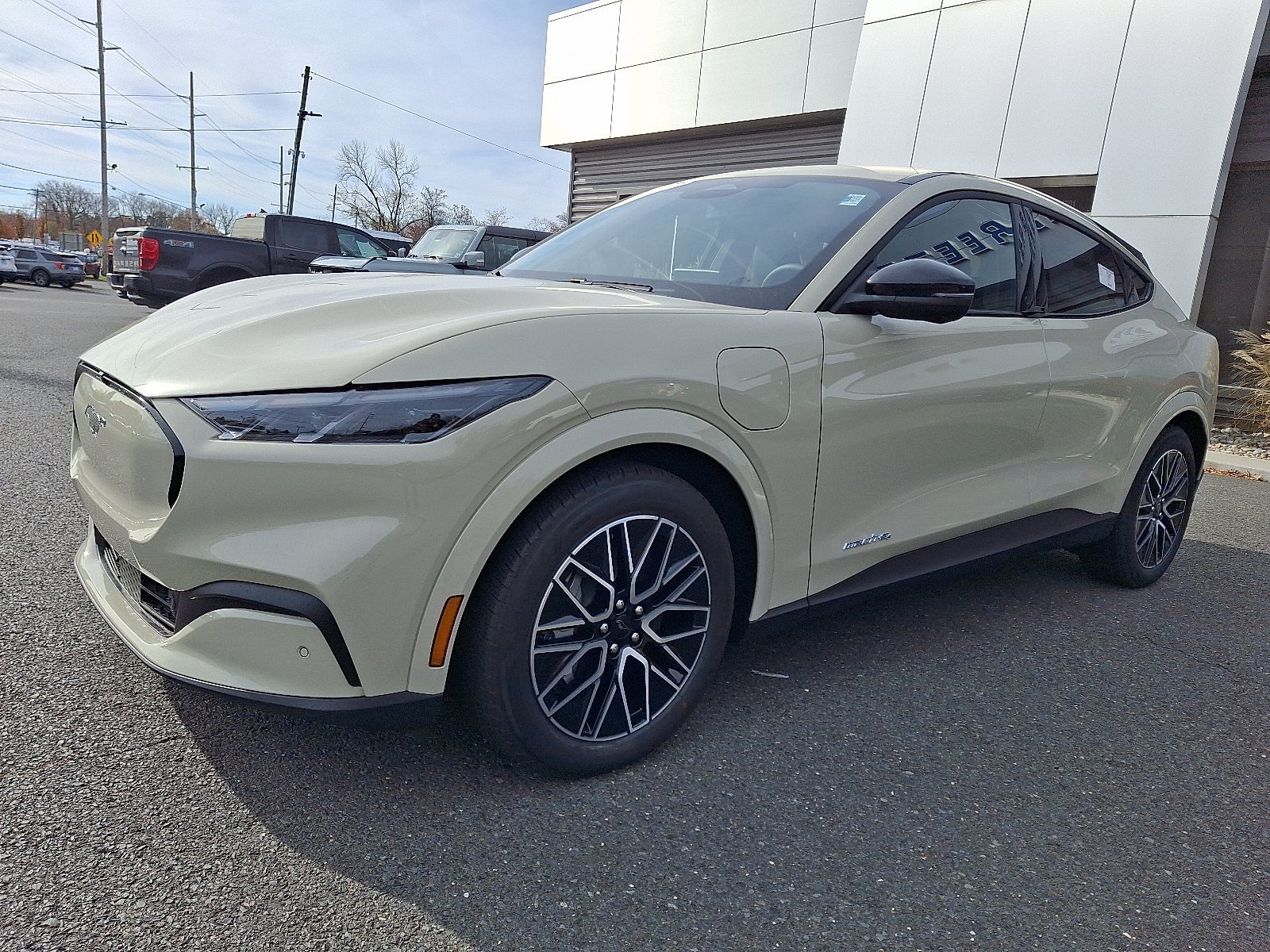 2025 Ford Mustang Mach-E Premium